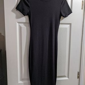 Lulu's short sleeve ribbed black dress